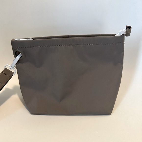 Living Proof Travel Toiletries Makeup Cosmetics Bag - Picture 4 of 11